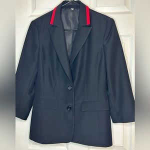 Black and Red vest.